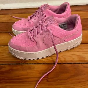 Nike Air Force 1 Sage Low ‘Psychic Pink’
